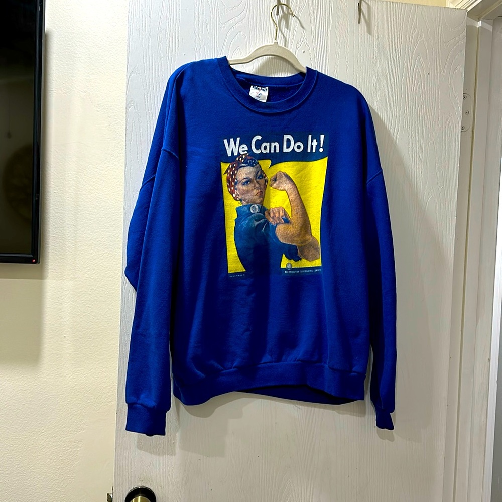 We can do it- crew neck- Rosie the Riveter